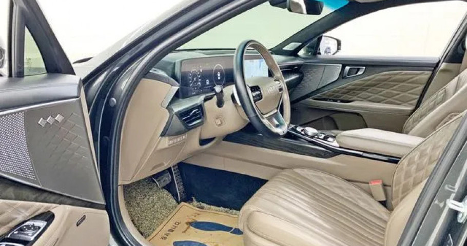 Kia K8 