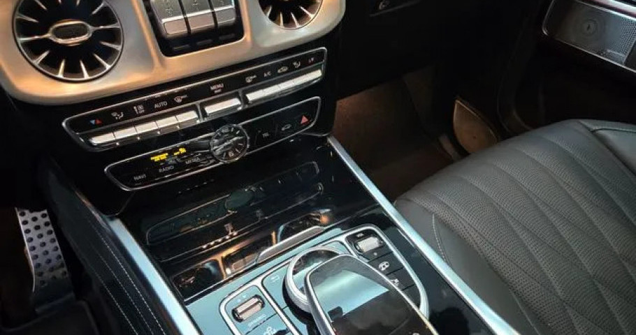 Mercedes-Benz G-Class 