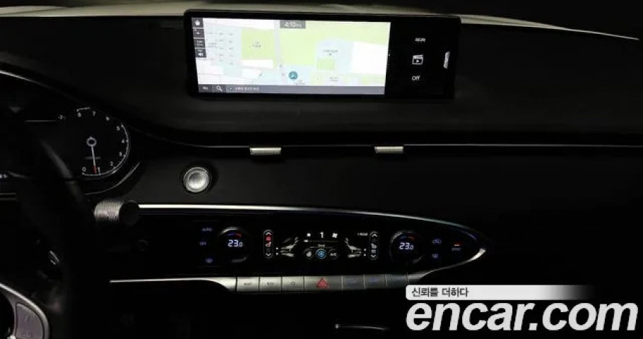 Genesis Gv70 
