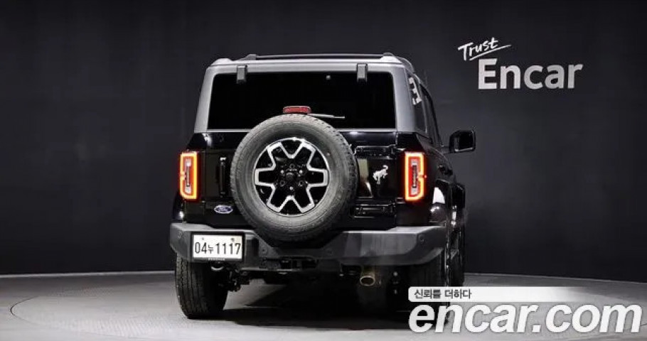 Ford Bronco 