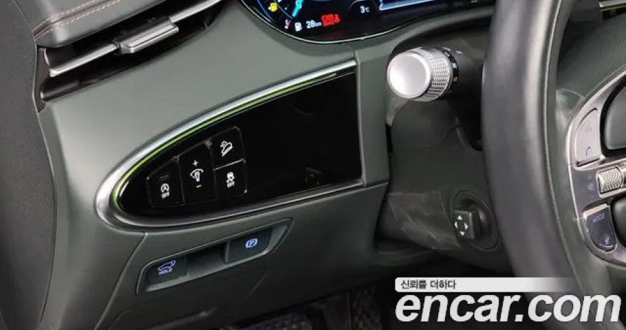 Genesis Gv70 