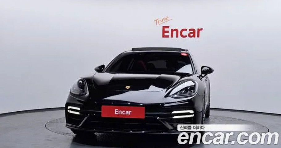 Porsche Panamera 