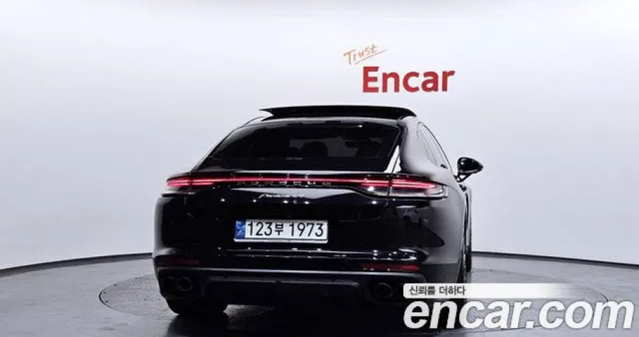 Porsche Panamera 