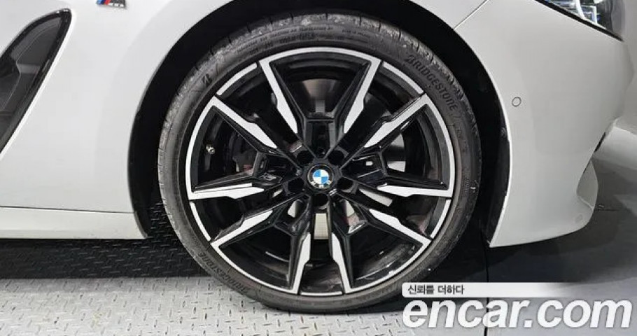 Bmw 8-Series 