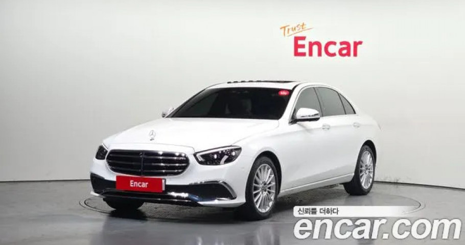 Mercedes-Benz E-Class 