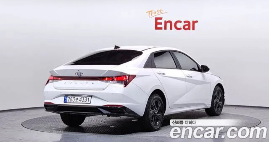 Hyundai Avante 