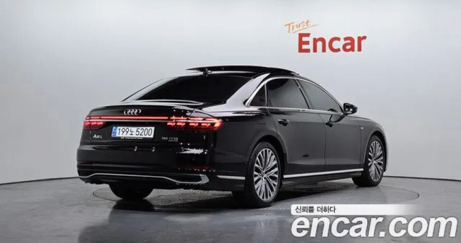 Audi A8 