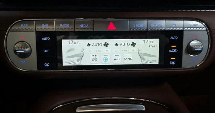 Genesis G90 