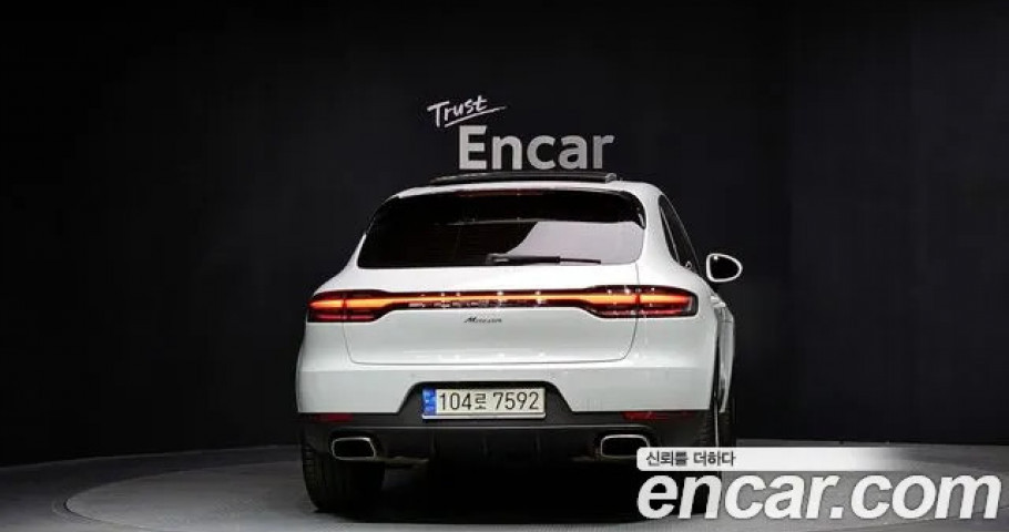 Porsche Macan 