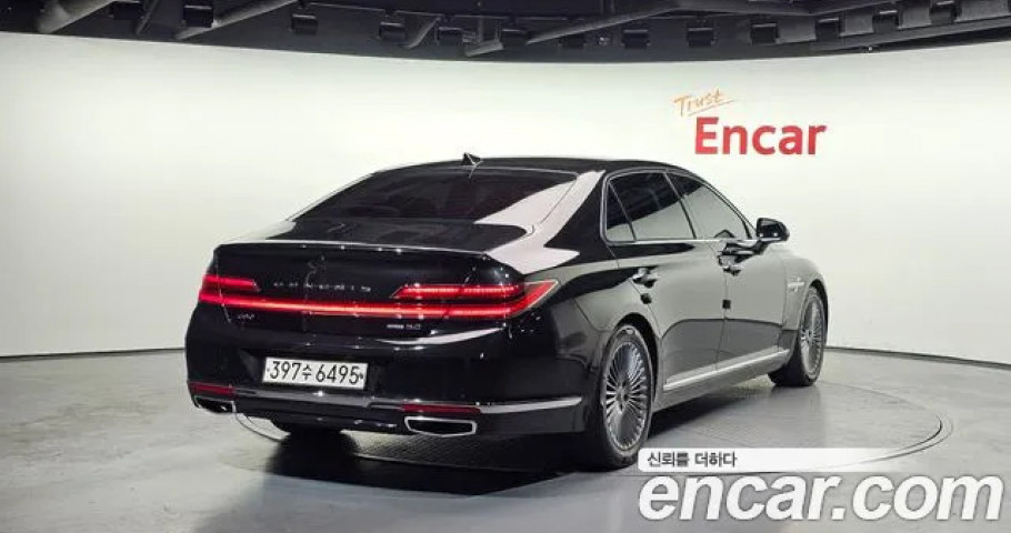 Genesis G90 