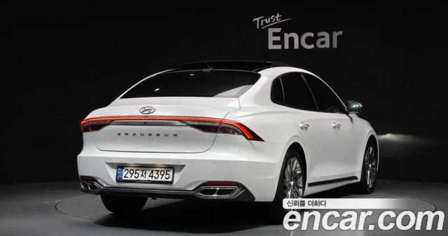 Hyundai Grandeur 