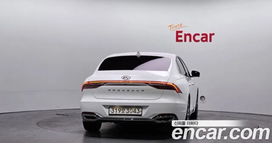 Hyundai Grandeur 