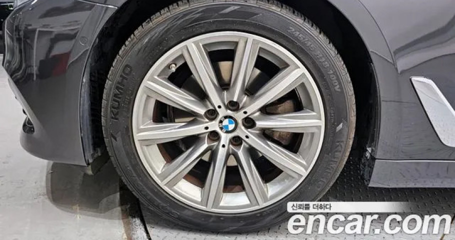 Bmw 5-Series 