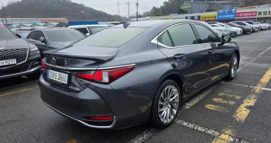Lexus Es 