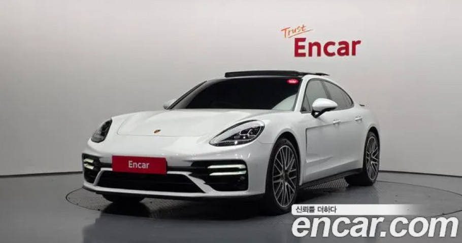 Porsche Panamera 