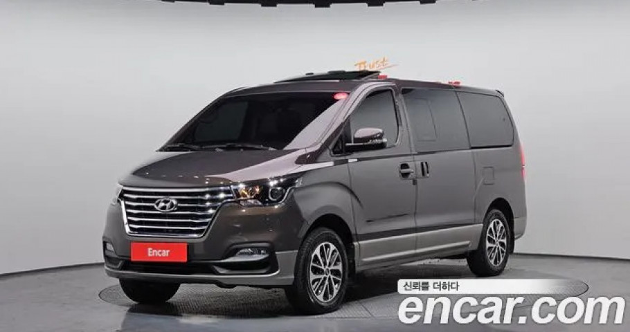 Hyundai Starex 