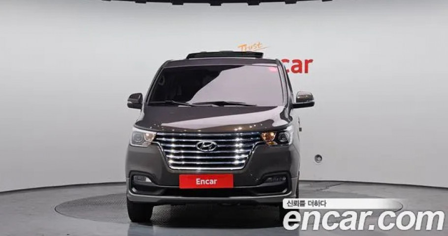 Hyundai Starex 