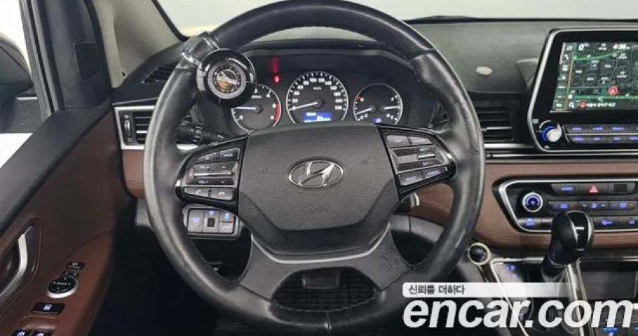Hyundai Starex 