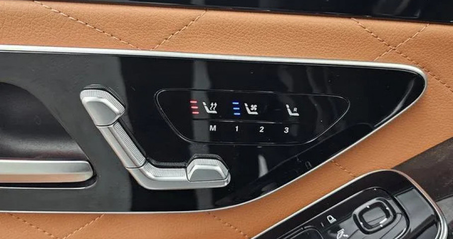 Mercedes-Benz S-Class 