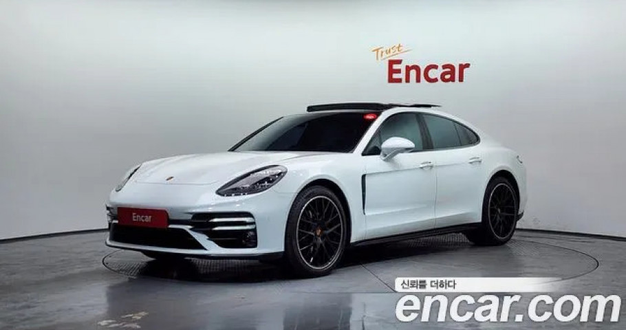 Porsche Panamera 