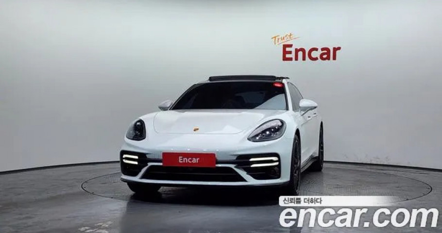 Porsche Panamera 