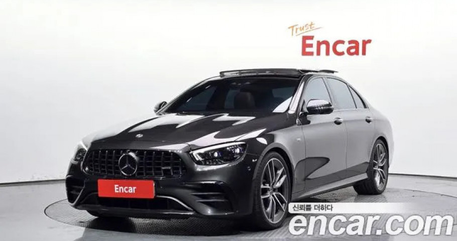 Mercedes-Benz E-Class 