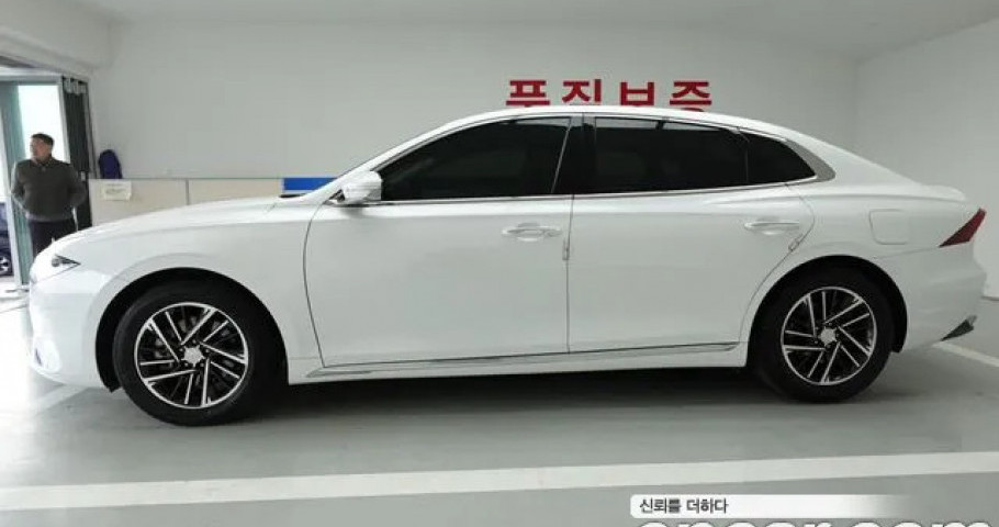 Hyundai Grandeur 