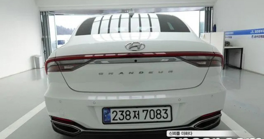Hyundai Grandeur 
