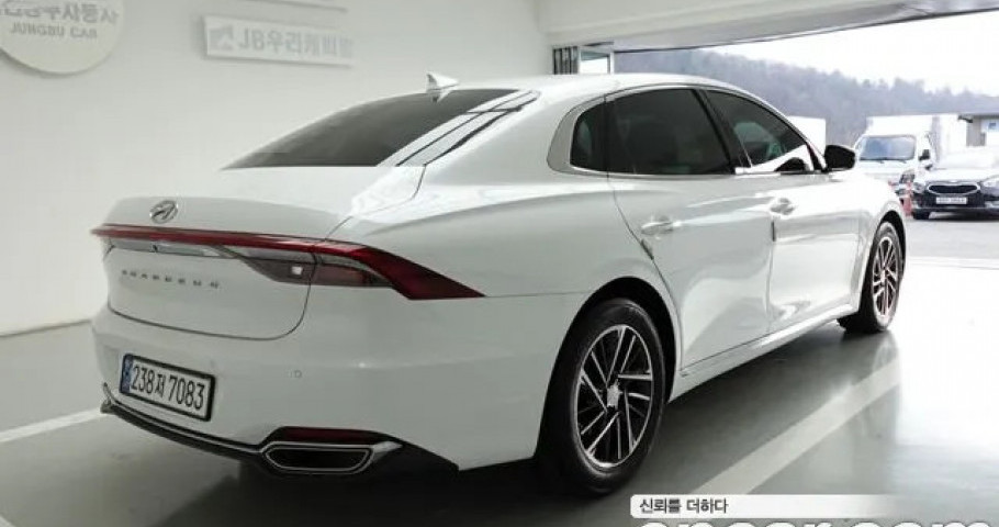 Hyundai Grandeur 