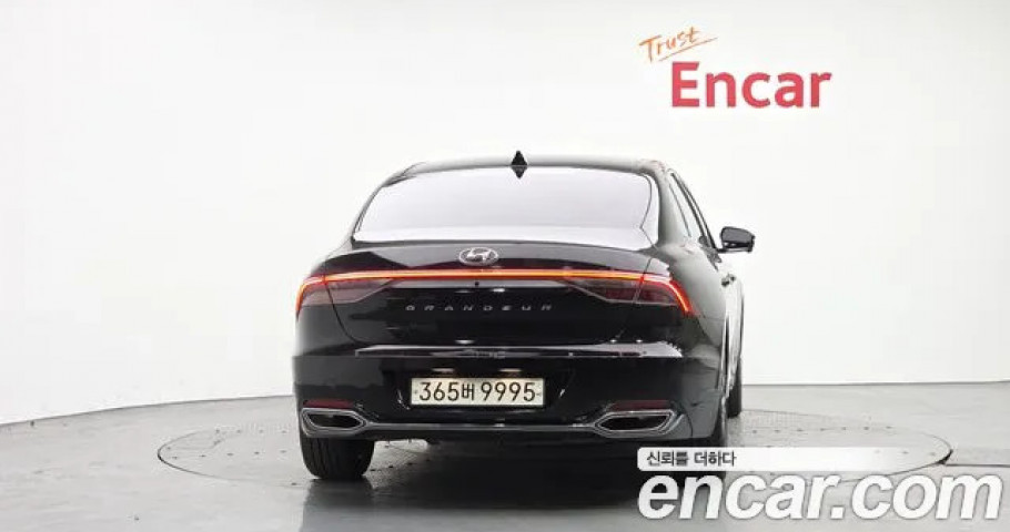 Hyundai Grandeur 