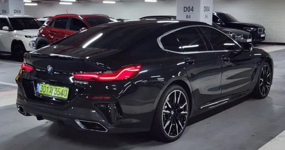 Bmw 8-Series 