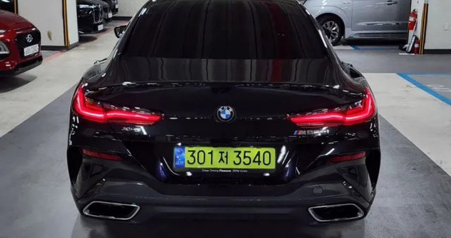 Bmw 8-Series 