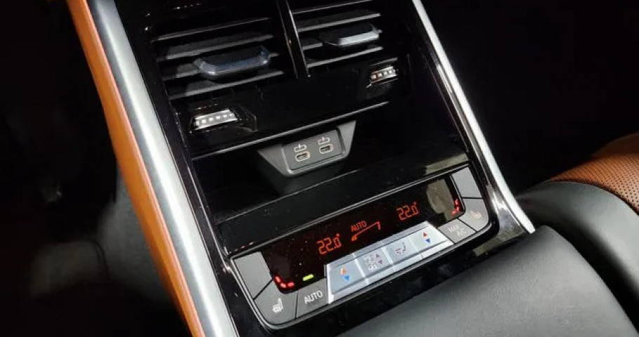 Bmw 8-Series 