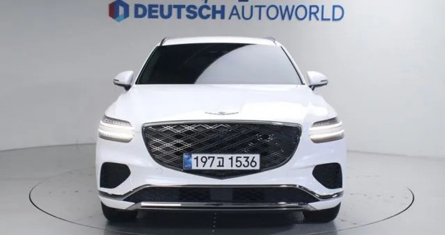 Genesis Gv70 