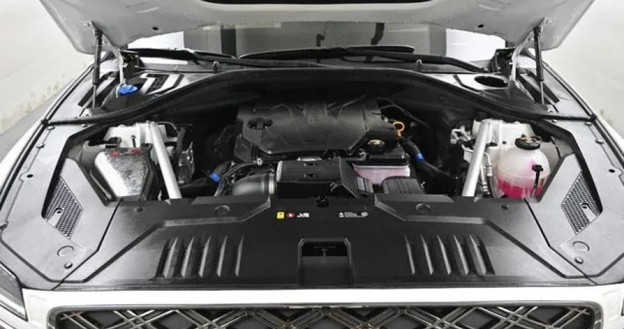 Genesis Gv70 