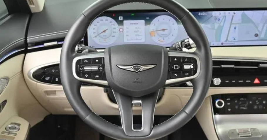Genesis Gv70 
