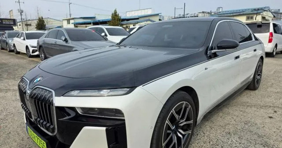 Bmw 7-Series 