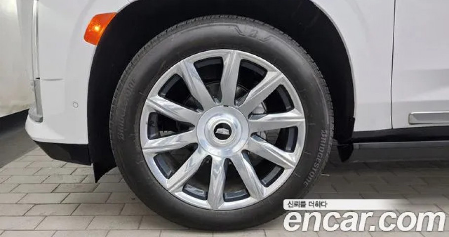 Cadillac Escalade 