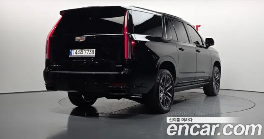 Cadillac Escalade 