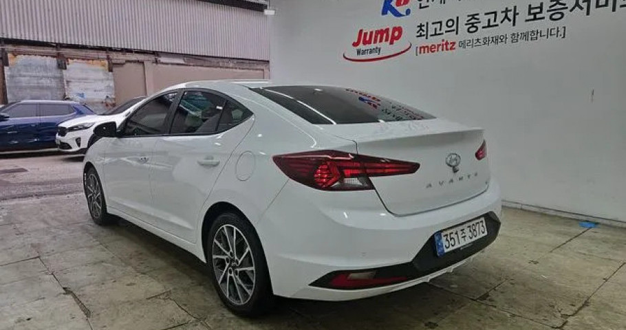 Hyundai Avante 