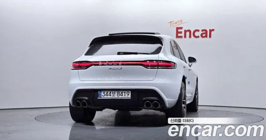 Porsche Macan 