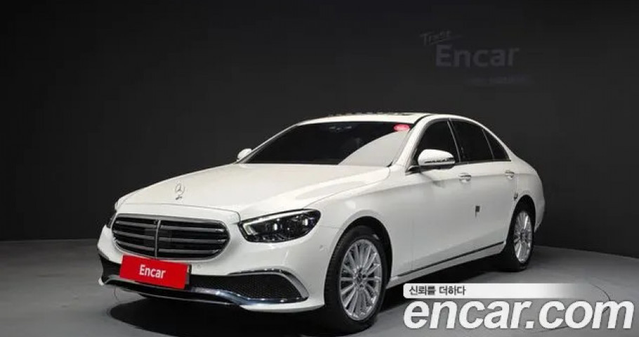 Mercedes-Benz E-Class 