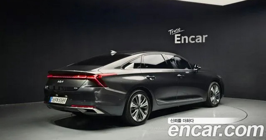 Kia K8 