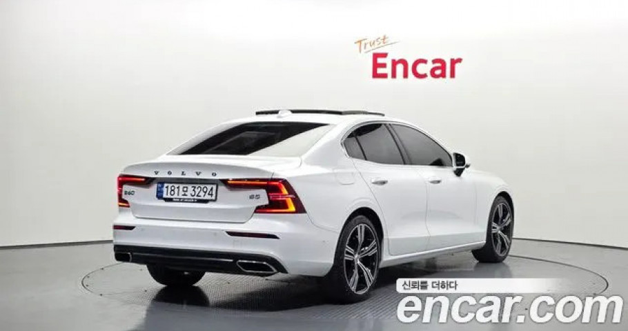 Volvo S60 