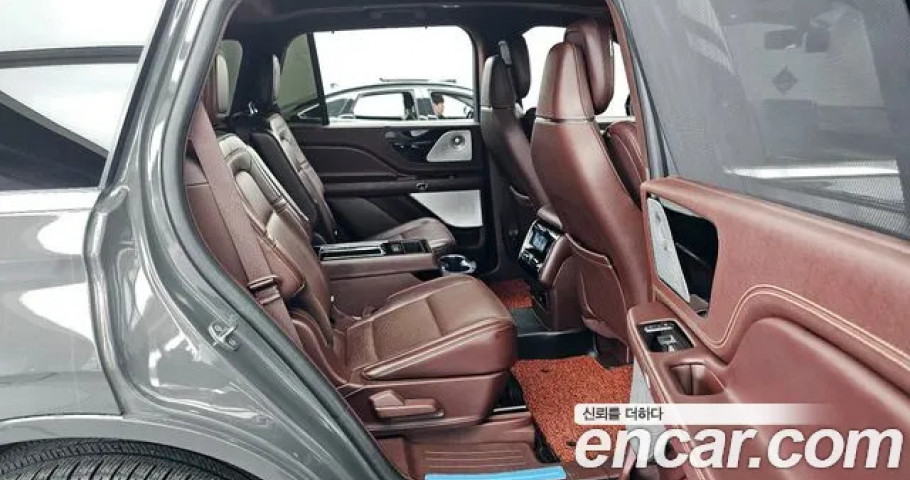 Lincoln Aviator 