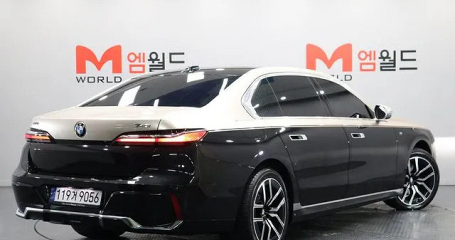 Bmw 7-Series 