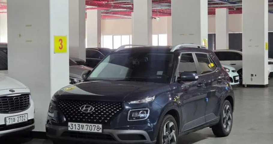 Hyundai Venue 