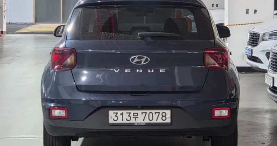 Hyundai Venue 
