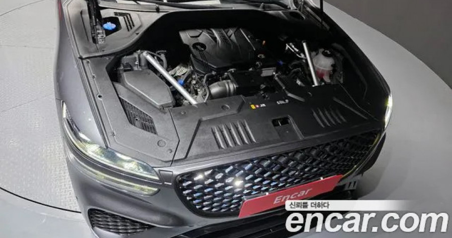 Genesis Gv70 