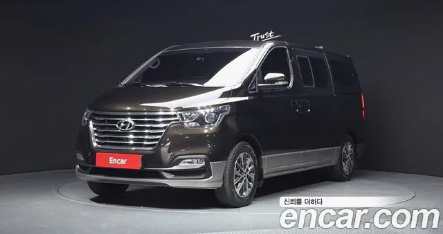 Hyundai Starex 